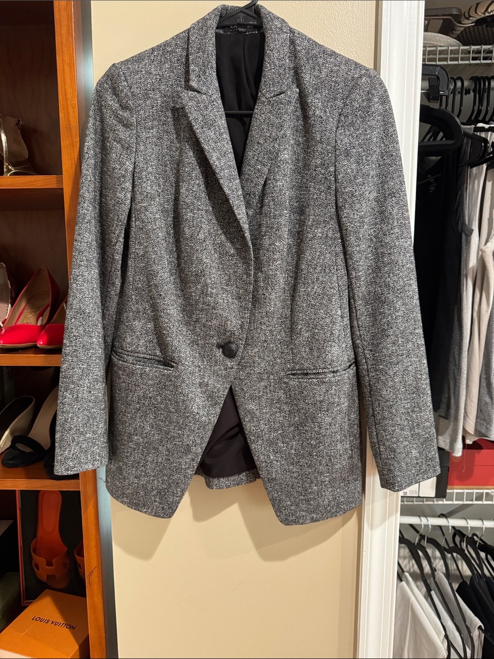 Classic Gray Tweed Single-Button Blazer